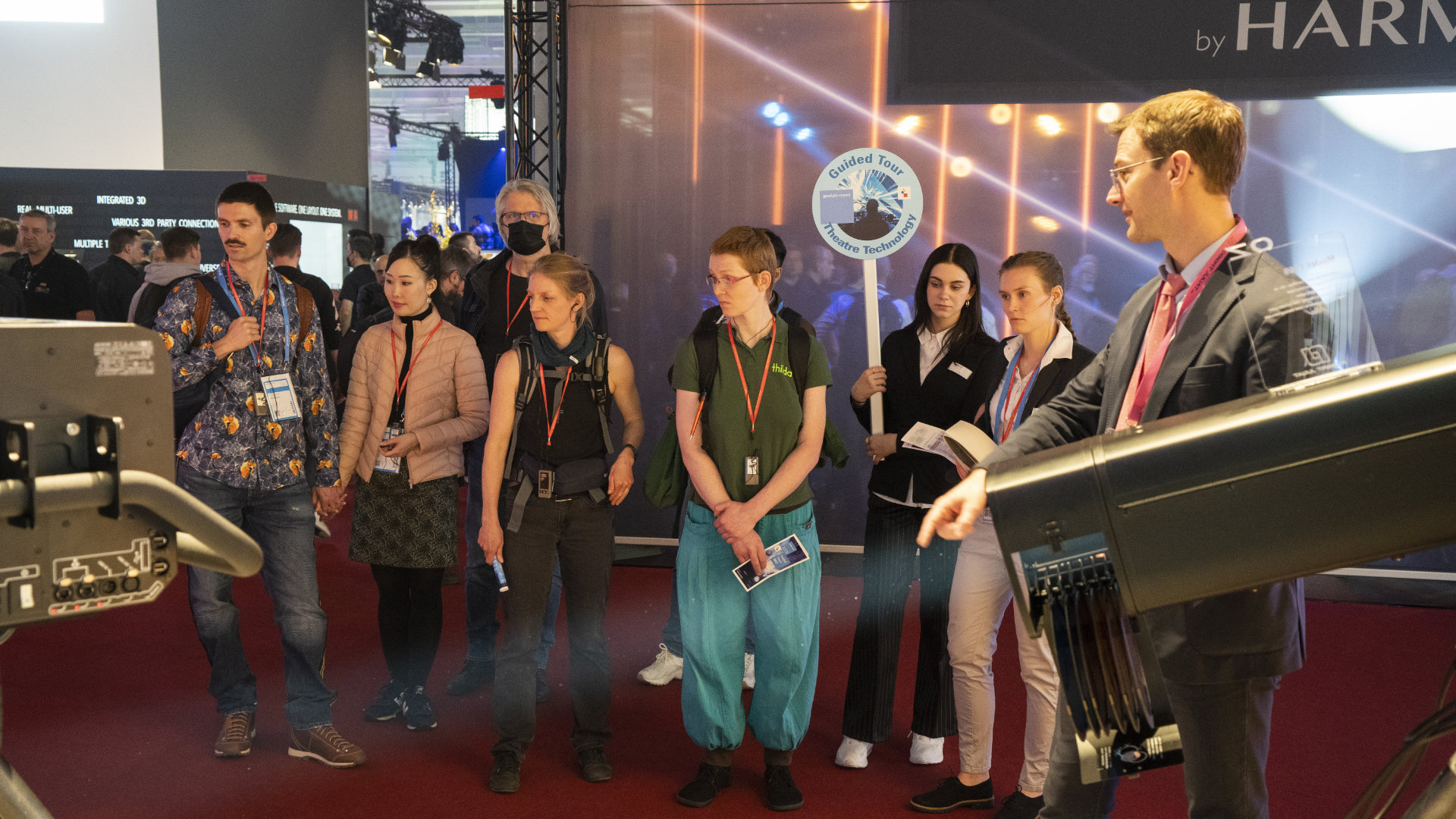 Gruppe auf der Prolight + Sound