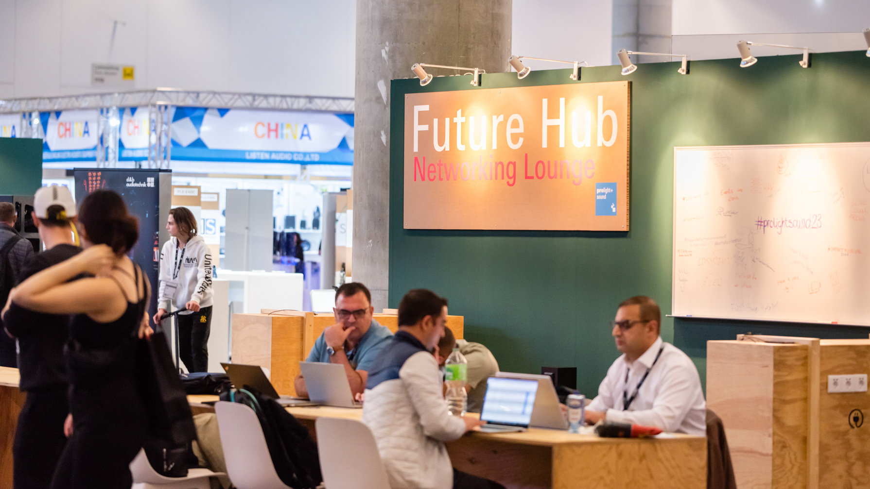 Future Hub Networking Lounge